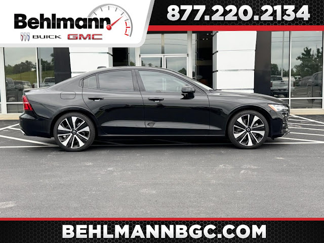 2022 Volvo S60 B5 AWD