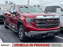 2022 GMC Sierra 1500 4WD SLT Crew Cab